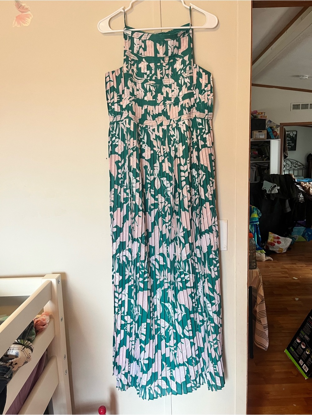 NWT Current Air Pleated High Neck Maxi Dress Vacation Floral Tropical Style